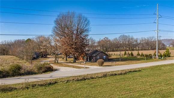 4.9 Acres of Land for Sale in Fayetteville, Arkansas