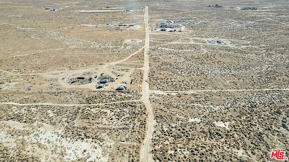 5.019 Acres of Land for Sale in Lancaster, California