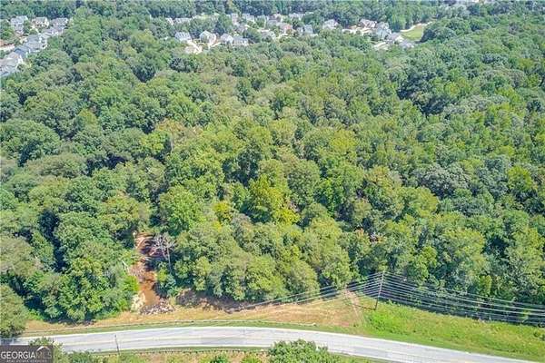 8.28 Acres of Commercial Land for Sale in Flowery Branch, Georgia