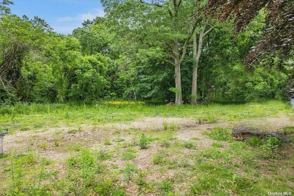 1.8 Acres of Residential Land for Sale in Huntington, New York