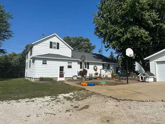 13.1 Acres of Land with Home for Sale in Sac City, Iowa