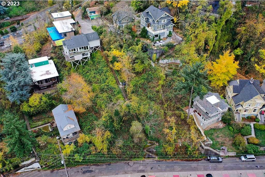 0.11 Acres of Residential Land for Sale in Portland, Oregon