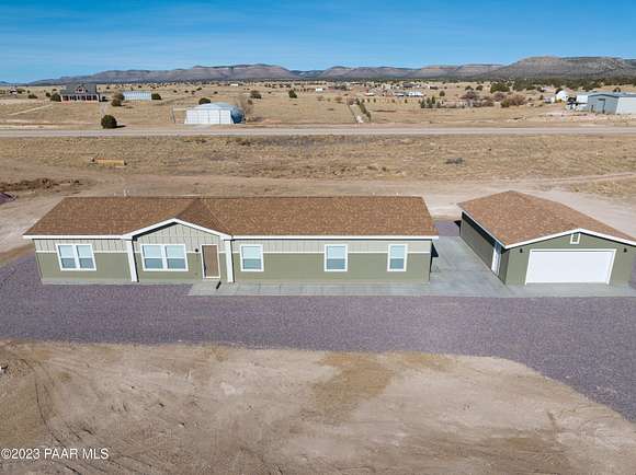 2.42 Acres of Residential Land with Home for Sale in Paulden, Arizona