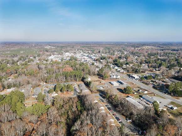 3.4 Acres of Commercial Land for Sale in Kilmarnock, Virginia