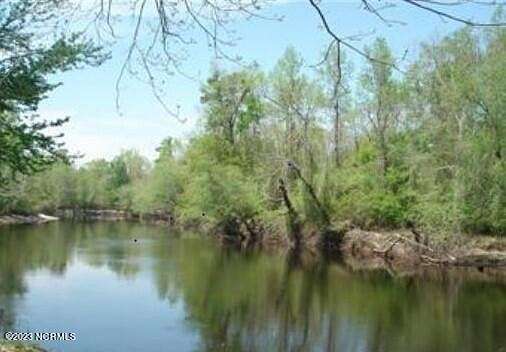 1.3 Acres of Residential Land for Sale in Burgaw, North Carolina