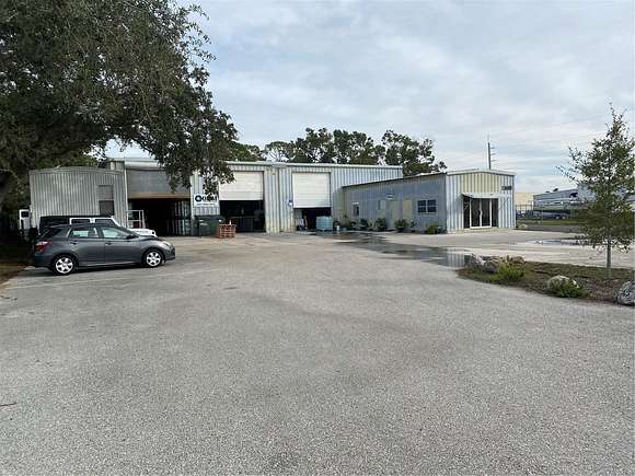 2.1 Acres of Improved Commercial Land for Sale in Sarasota, Florida
