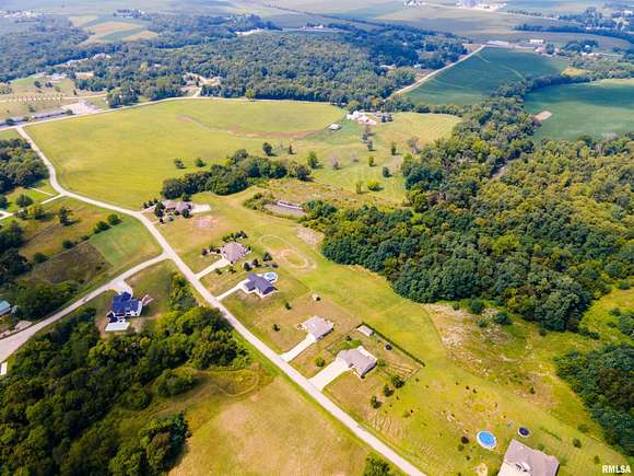 32 Acres of Agricultural Land for Sale in Morrison, Illinois
