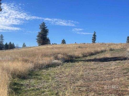 0.93 Acres of Residential Land for Sale in Chiloquin, Oregon
