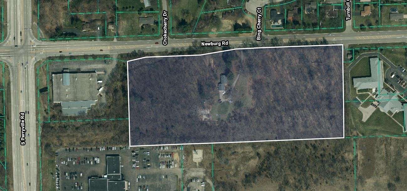 13.8 Acres of Mixed-Use Land for Sale in Rockford, Illinois