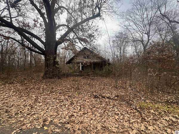 0.8 Acres of Residential Land for Sale in Arlington, Kentucky