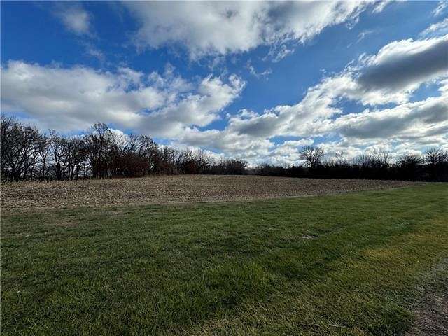 24.3 Acres of Recreational Land for Sale in Warrensburg, Missouri