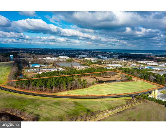 16.5 Acres of Commercial Land for Sale in Cambridge, Maryland