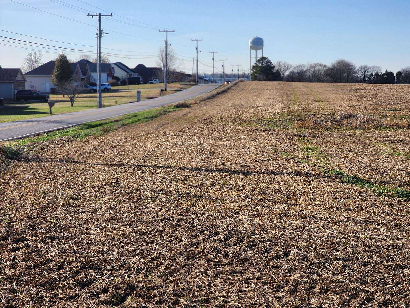 32.4 Acres of Agricultural Land for Sale in Portland, Tennessee