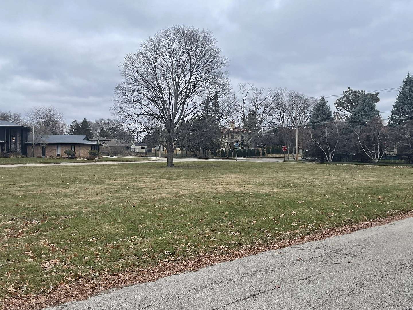 0.37 Acres of Residential Land for Sale in Sterling, Illinois