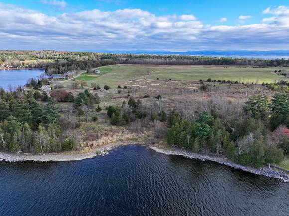 67.8 Acres of Agricultural Land for Sale in Willsboro, New York