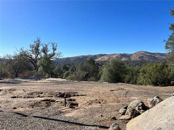 5 Acres of Land for Sale in Mariposa, California