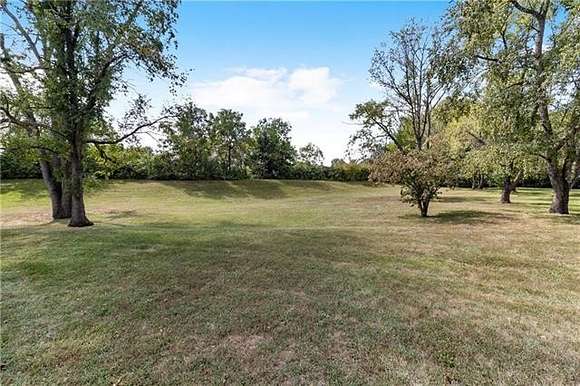 2.1 Acres of Residential Land for Sale in Leawood, Kansas