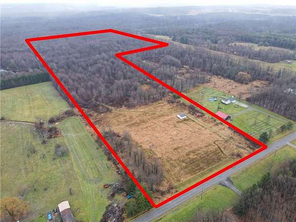 38.6 Acres of Recreational Land for Sale in Edinboro, Pennsylvania