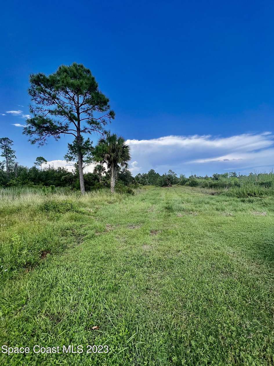 1.2 Acres of Residential Land for Sale in Malabar, Florida