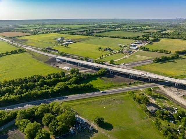 16.4 Acres of Land for Sale in Lancaster, Texas