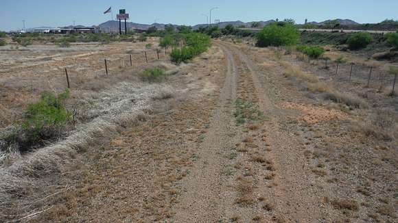 A view of frontage road looking south toward the truck stop.