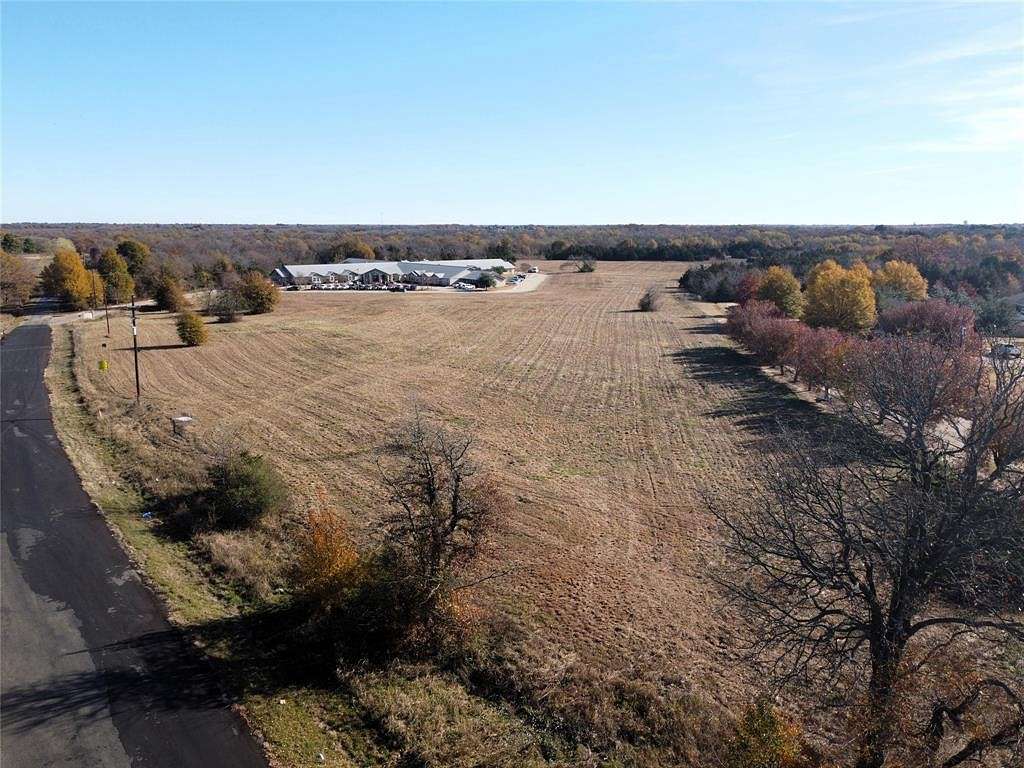 83.8 Acres of Agricultural Land for Sale in Paris, Texas