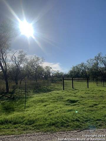 25.8 Acres of Land for Sale in Kingsbury, Texas