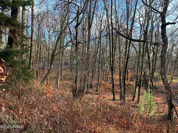 0.5 Acres of Residential Land for Sale in Hawley, Pennsylvania