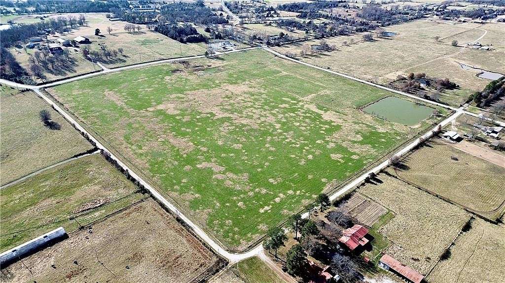 40 Acres of Land for Sale in Springdale, Arkansas