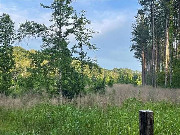 32 Acres of Land for Sale in St. Francisville, Louisiana