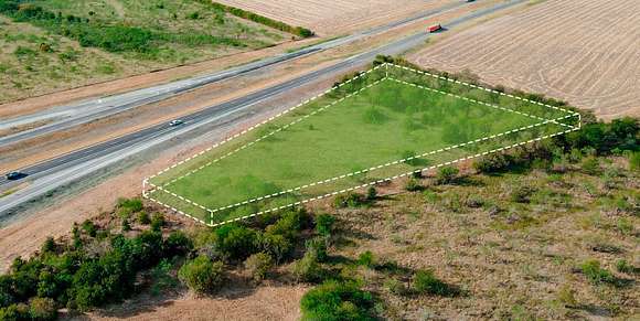4.5 Acres of Residential Land for Sale in Axtell, Texas