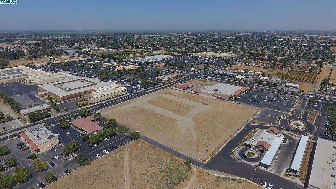 5 Acres of Commercial Land for Sale in Porterville, California
