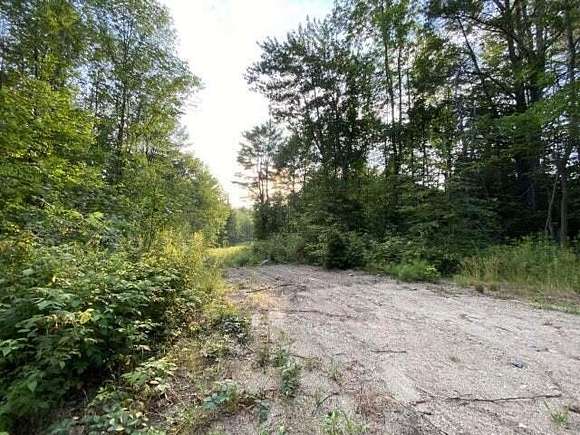 15.5 Acres of Recreational Land for Sale in Greene, Maine