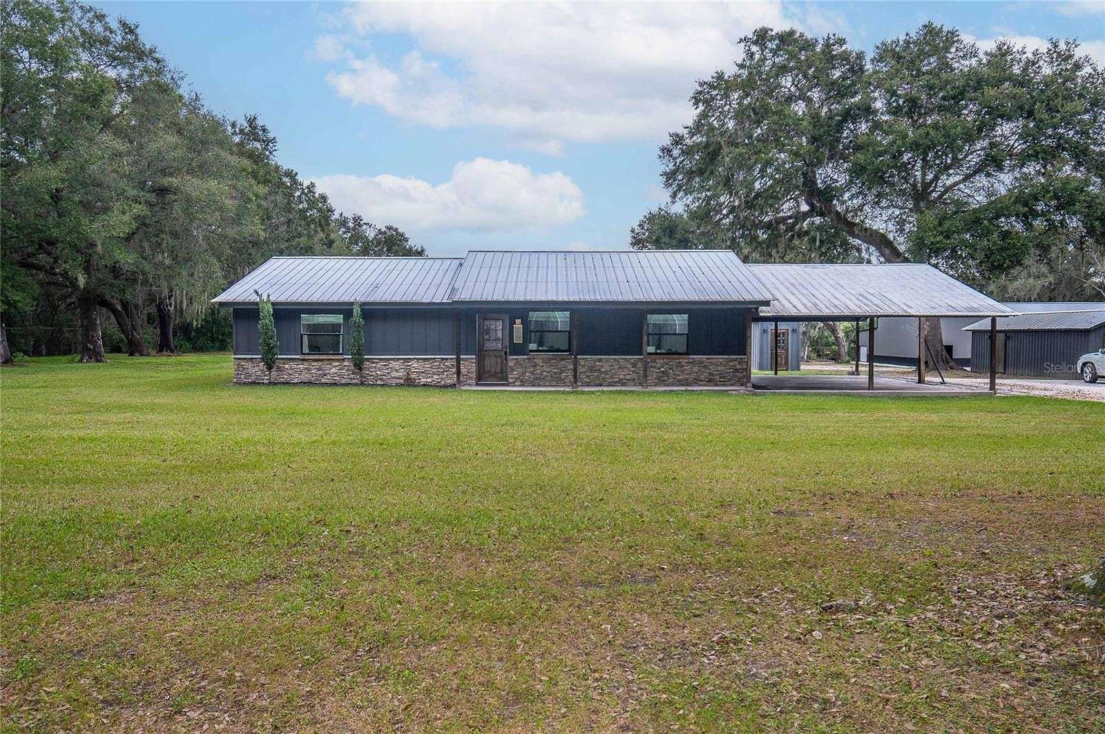 3.5 Acres of Residential Land with Home for Sale in Lakeland, Florida