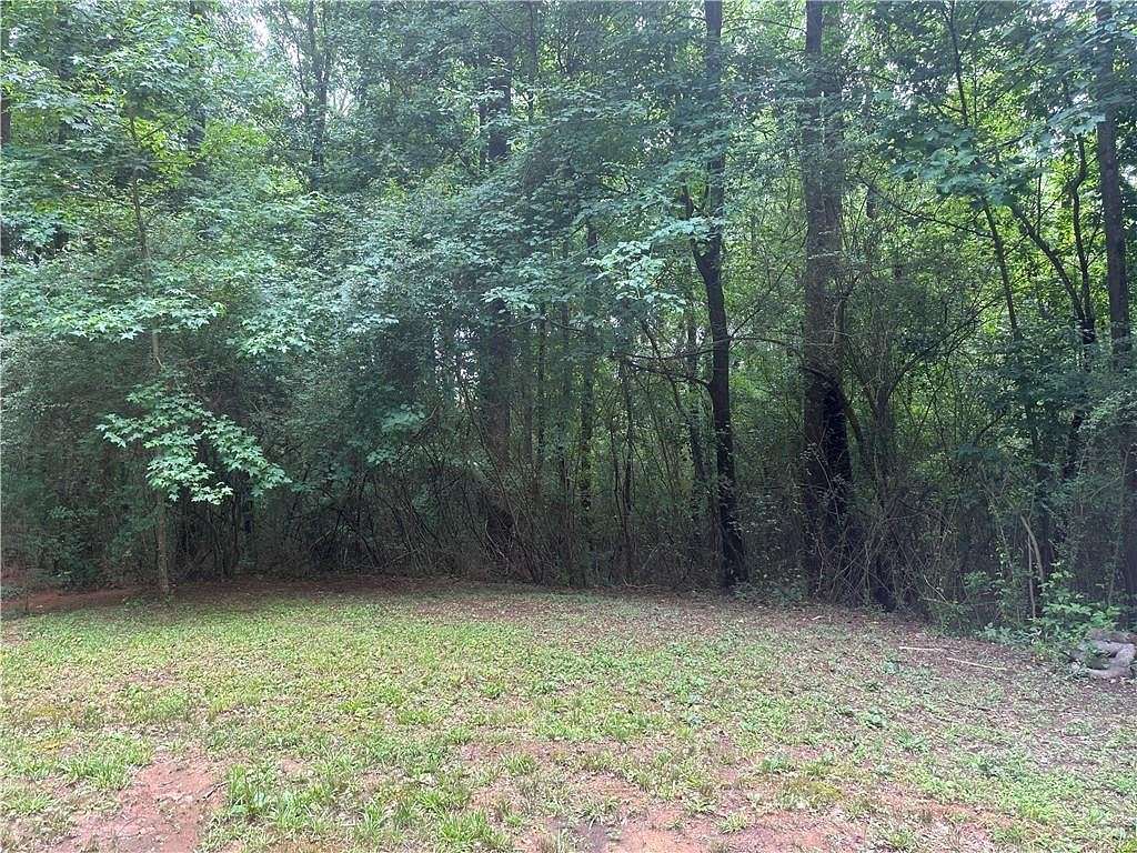 1.3 Acres of Residential Land for Sale in Barnesville, Georgia