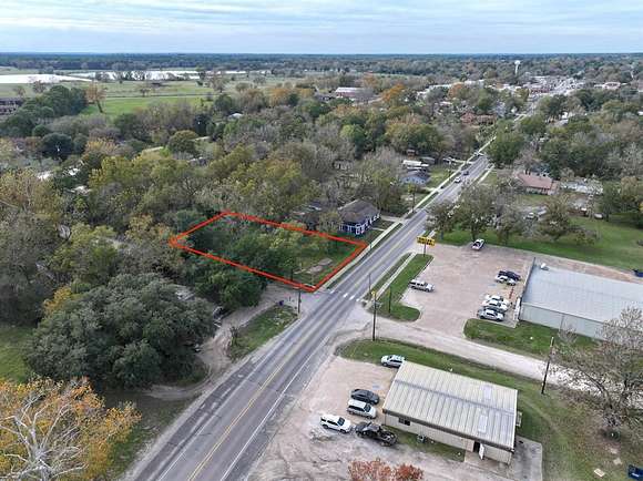0.25 Acres of Mixed-Use Land for Sale in Groveton, Texas