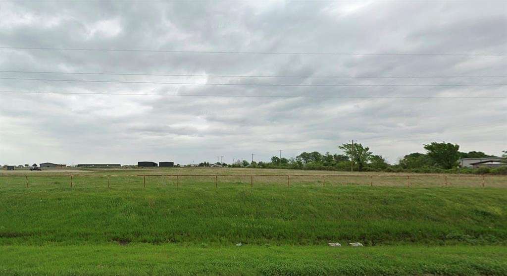 10.2 Acres of Commercial Land for Sale in Waxahachie, Texas