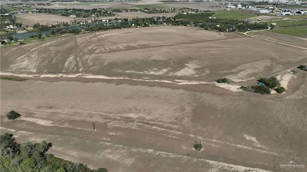 112 Acres of Land for Sale in Progreso Lakes, Texas