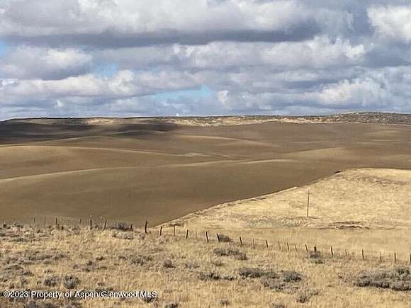 633 Acres of Land for Sale in Craig, Colorado