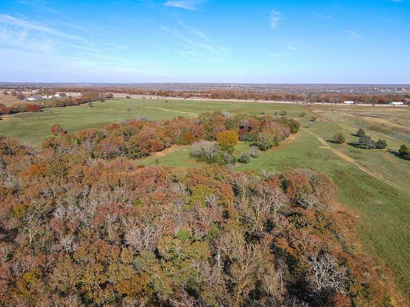 32.7 Acres of Land for Sale in Alvord, Texas