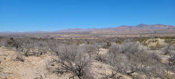 7.7 Acres of Land for Sale in Fort Thomas, Arizona