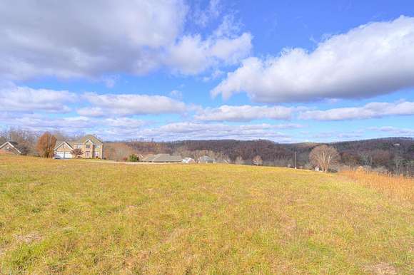 5 Acres of Land for Sale in Radford, Virginia
