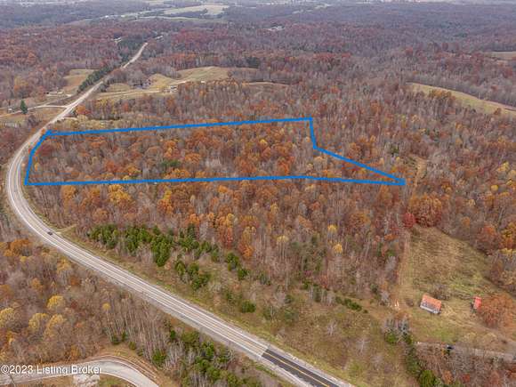 8 Acres of Residential Land for Sale in Buffalo, Kentucky
