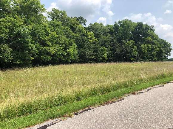3 Acres of Residential Land for Sale in Hawk Point, Missouri