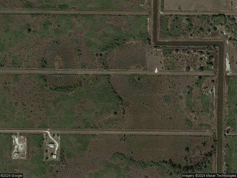 2.5 Acres of Residential Land for Sale in Okeechobee, Florida