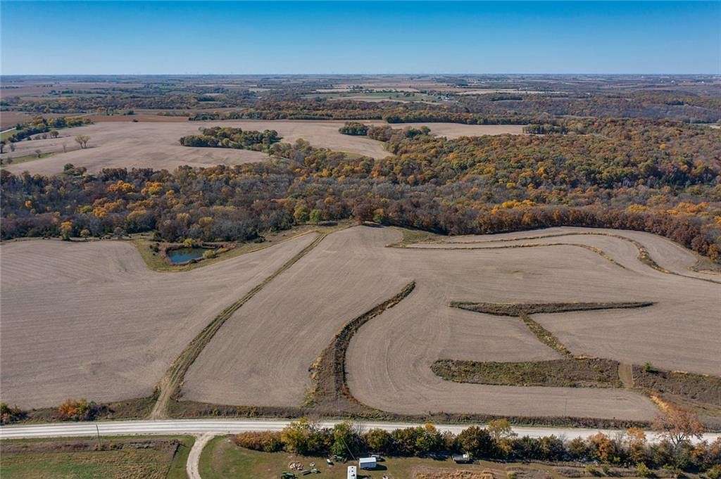 5 Acres of Residential Land for Sale in Earlham, Iowa