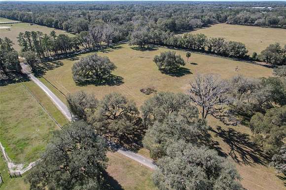 39.5 Acres of Agricultural Land with Home for Sale in Ocala, Florida