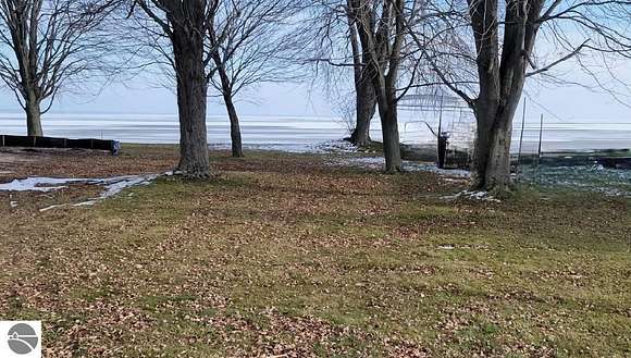 0.2 Acres of Land for Sale in Houghton Lake, Michigan