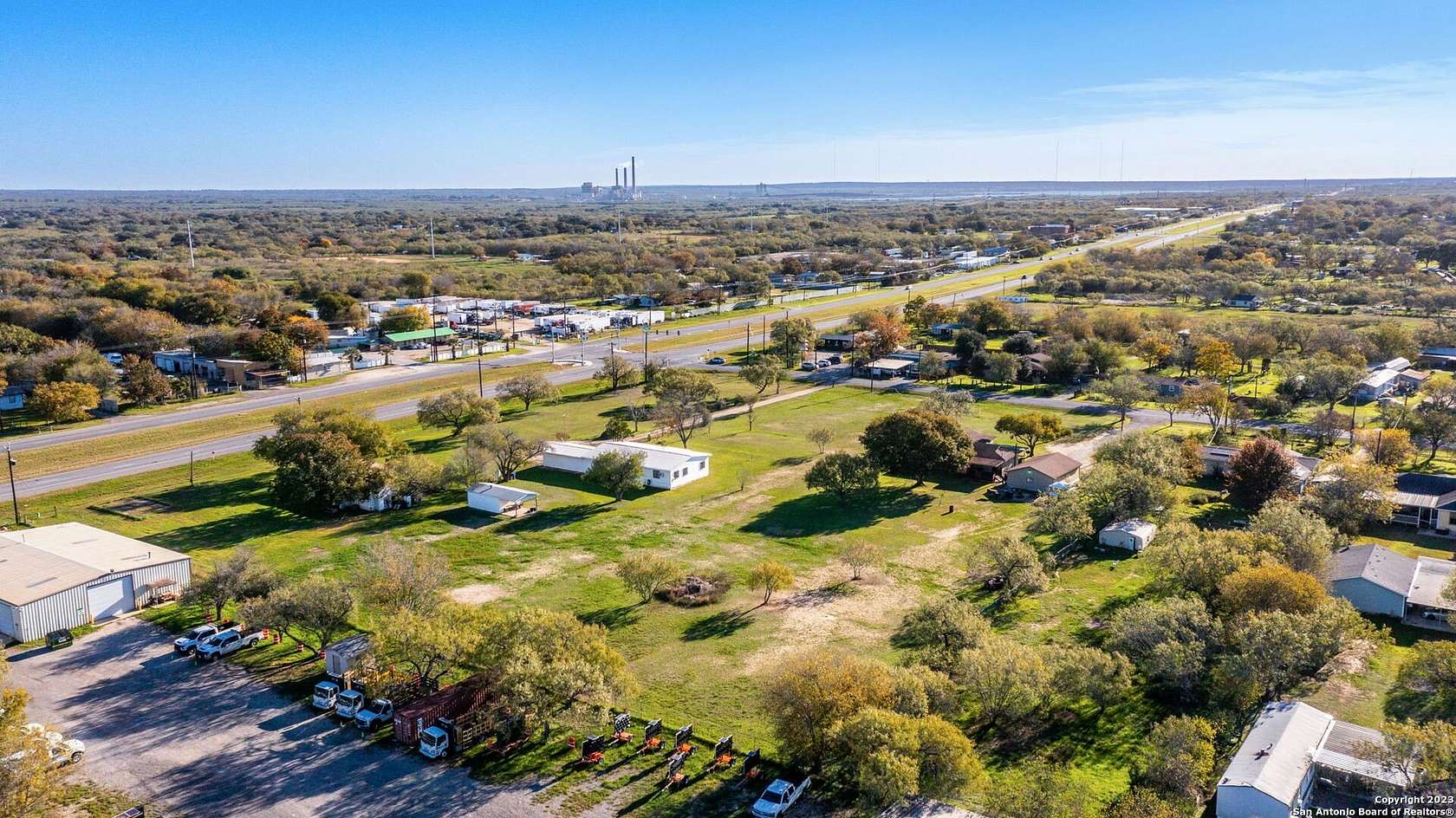 4 Acres of Improved Mixed-Use Land for Sale in San Antonio, Texas
