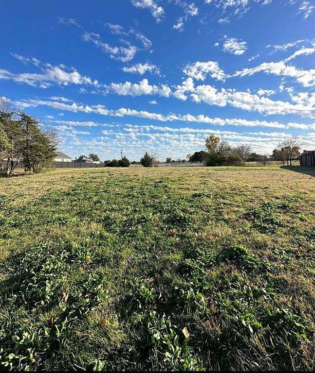 0.46 Acres of Residential Land for Sale in DeSoto, Texas